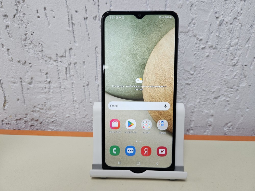 Смартфон Samsung Galaxy A12 3/32