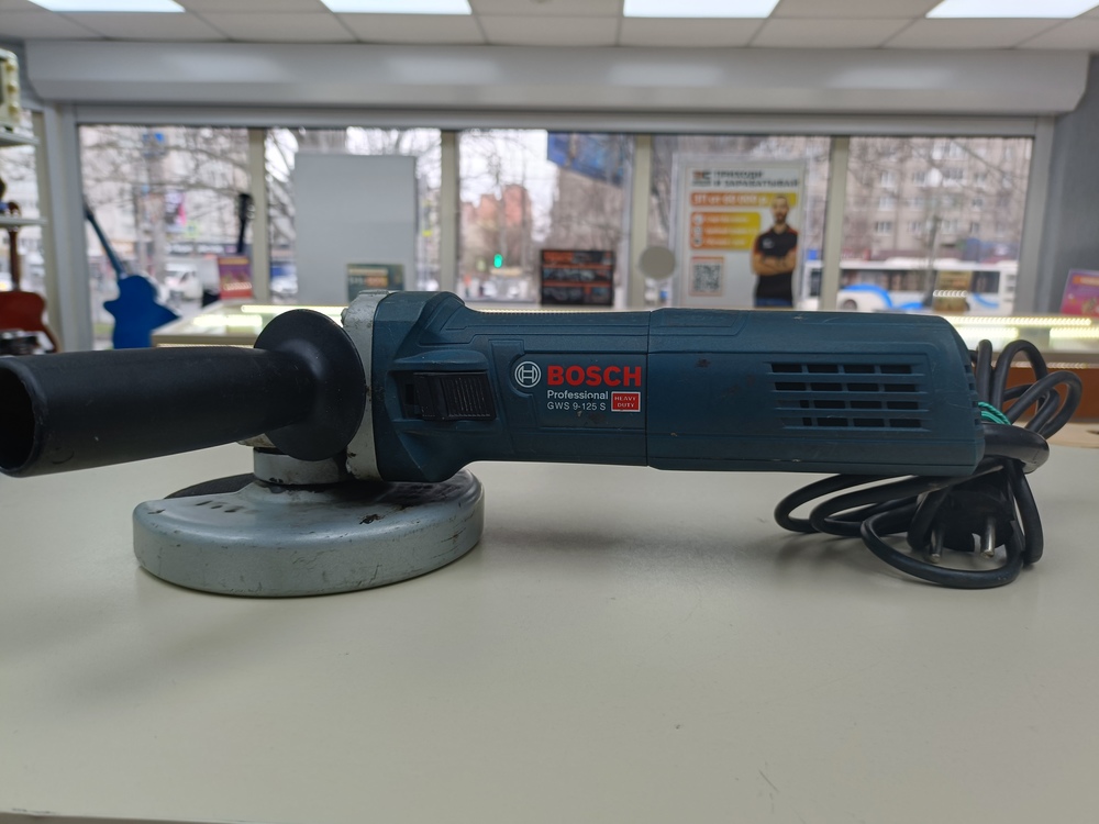 Угловая шлифмашина Bosch GWS 9-125S