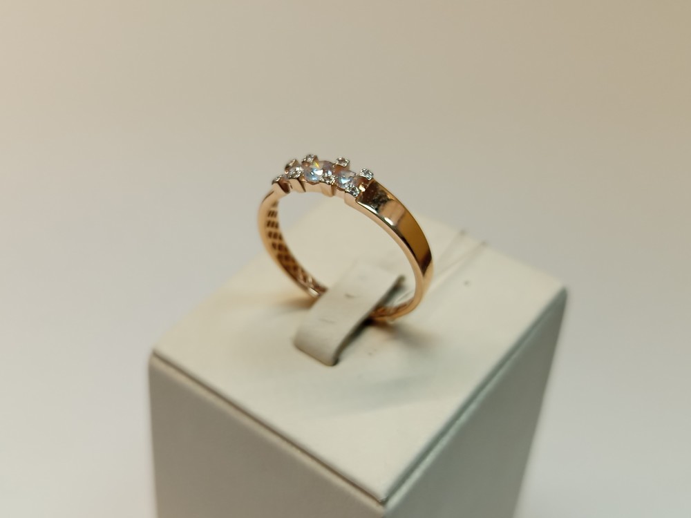 КОЛЬЦО С КАМНЯМИ (Au 585)