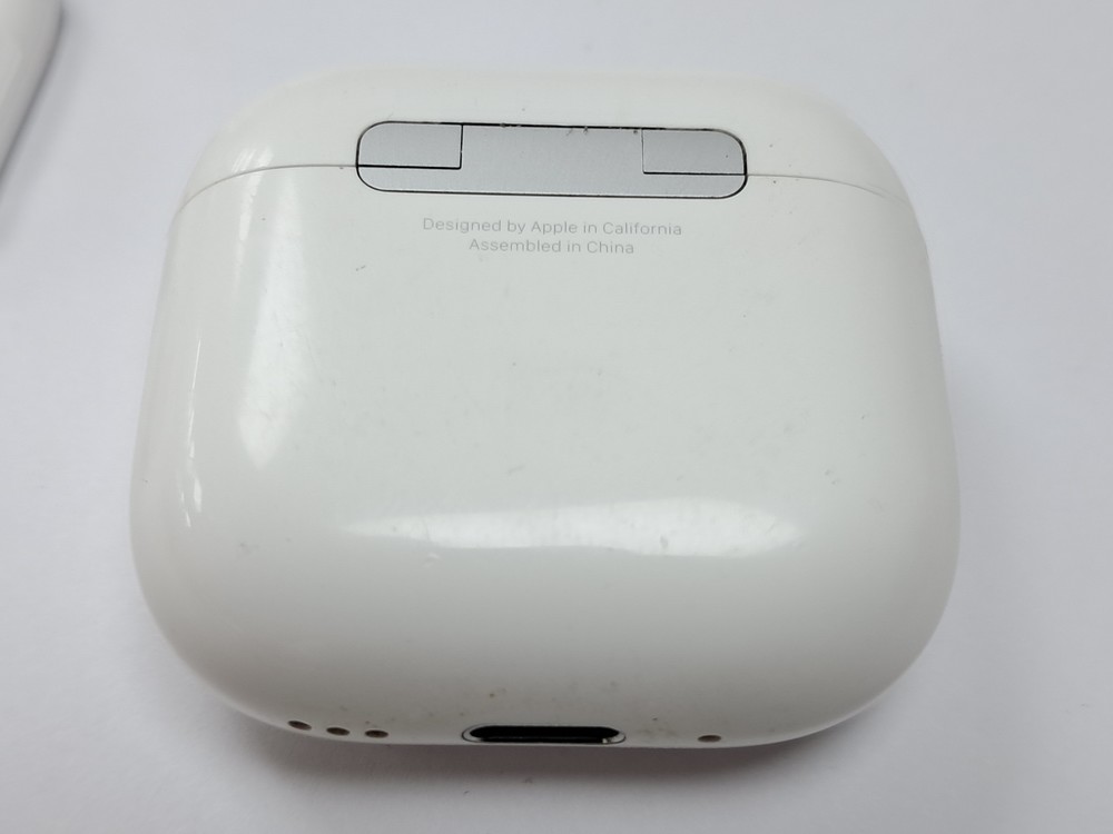 Наушники беспроводные Apple AirPods 4 с ANC