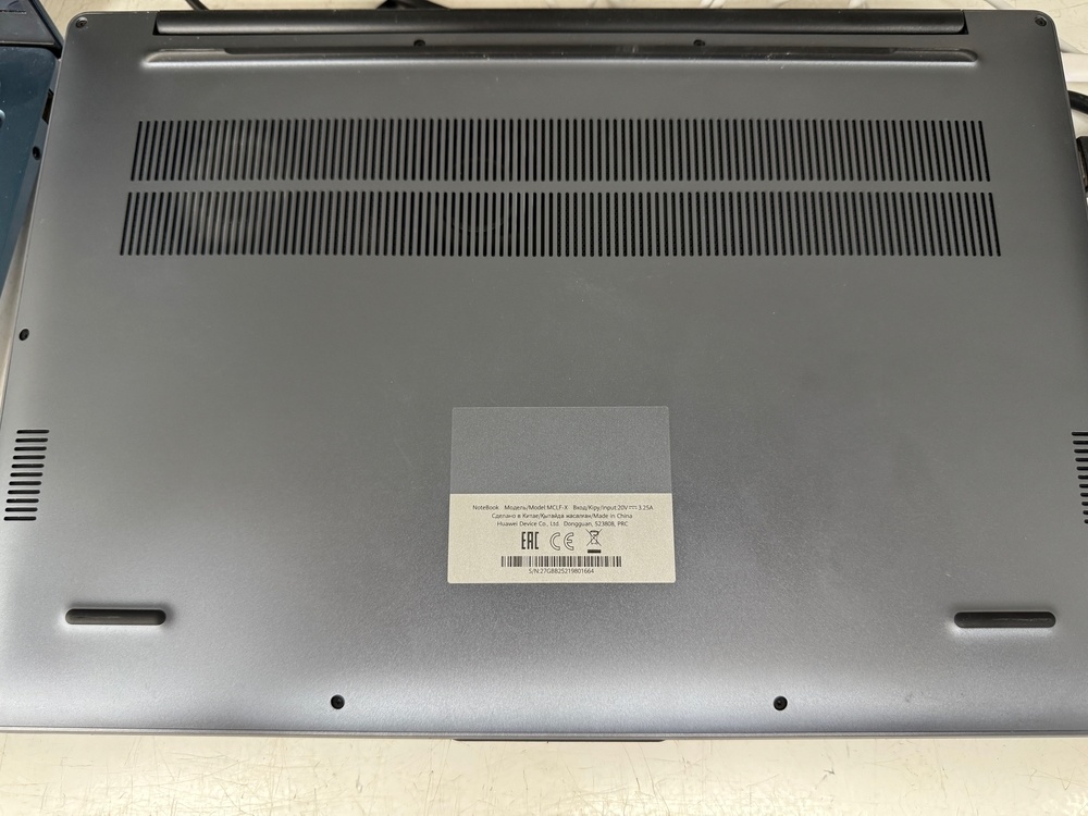 Ноутбук Huawei; Core I5-12400F, Intel UHD Graphics, 8 Гб, Нет, 400 Гб