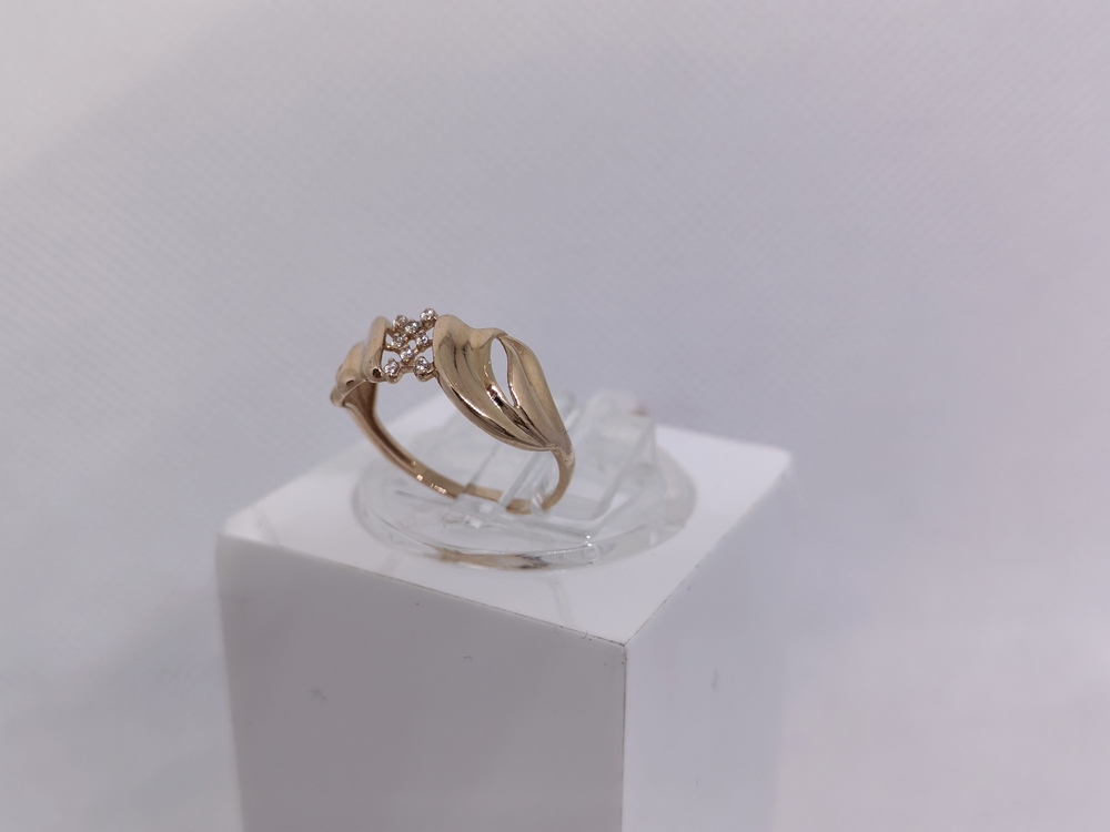 КОЛЬЦО С КАМНЯМИ (Au 585)