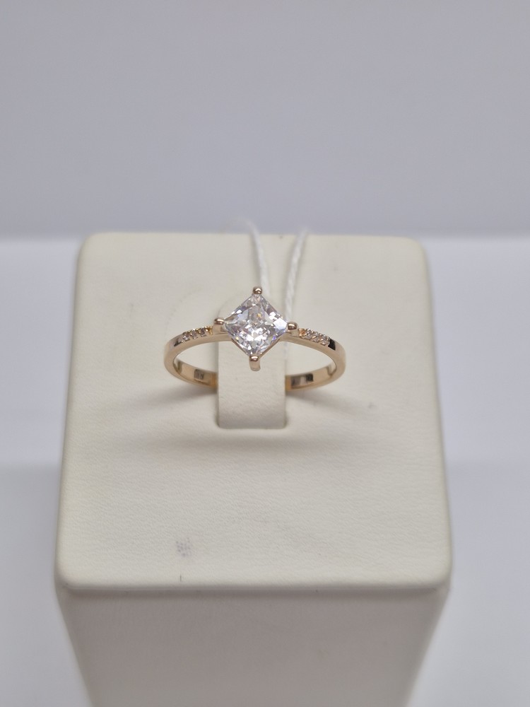 КОЛЬЦО С КАМНЯМИ (Au 585)