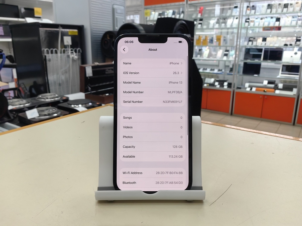 Смартфон Apple iPhone 13 128Gb