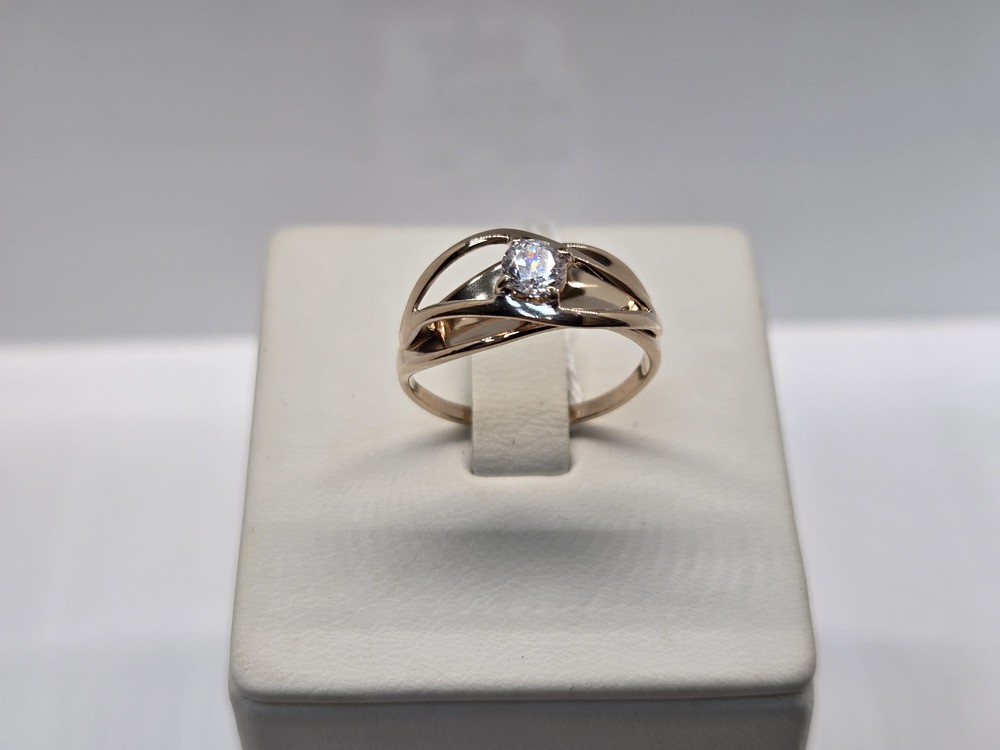 КОЛКМ585 КОЛЬЦО С КАМНЕМ (Au 585)