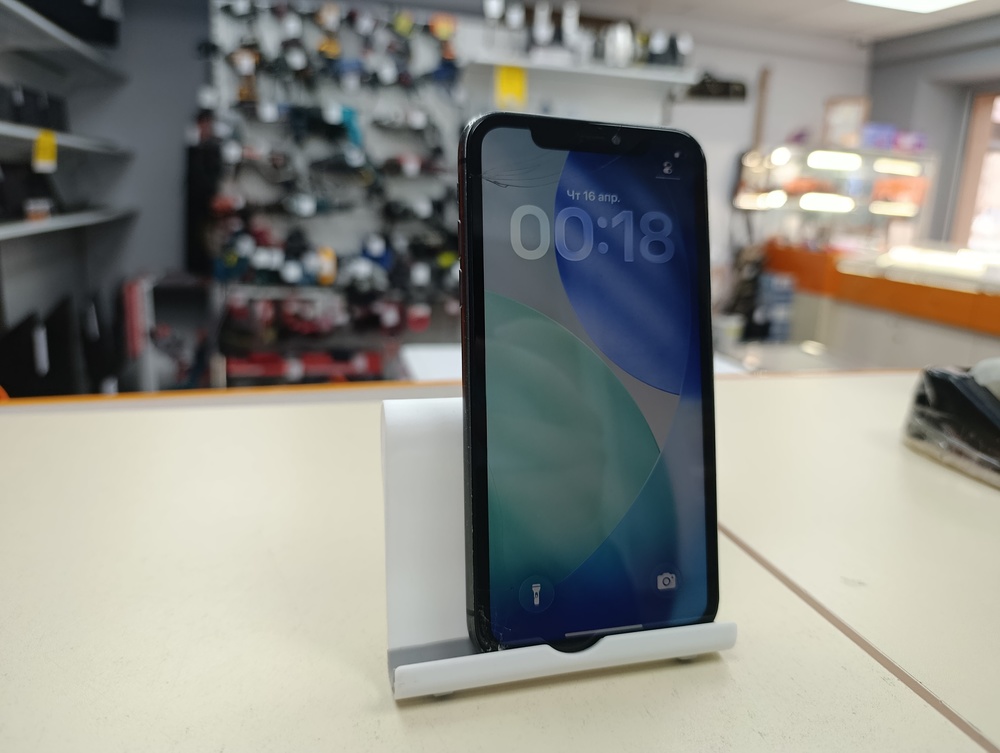 Смартфон Apple iPhone 11 64Gb