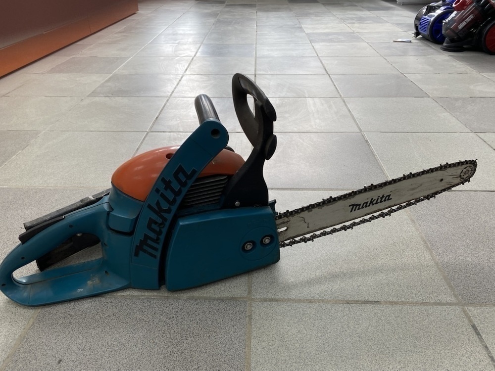 Бензопила Makita 4610