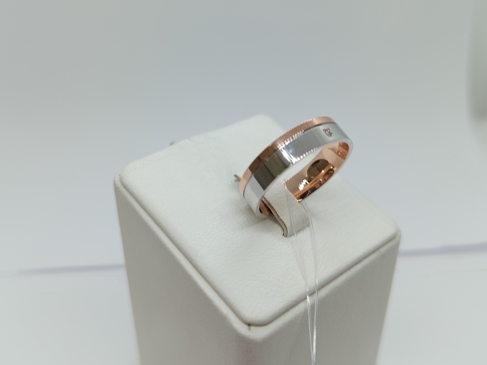 КОЛЬЦО ОБРУЧАЛЬНОЕ с камнем (Au 585)