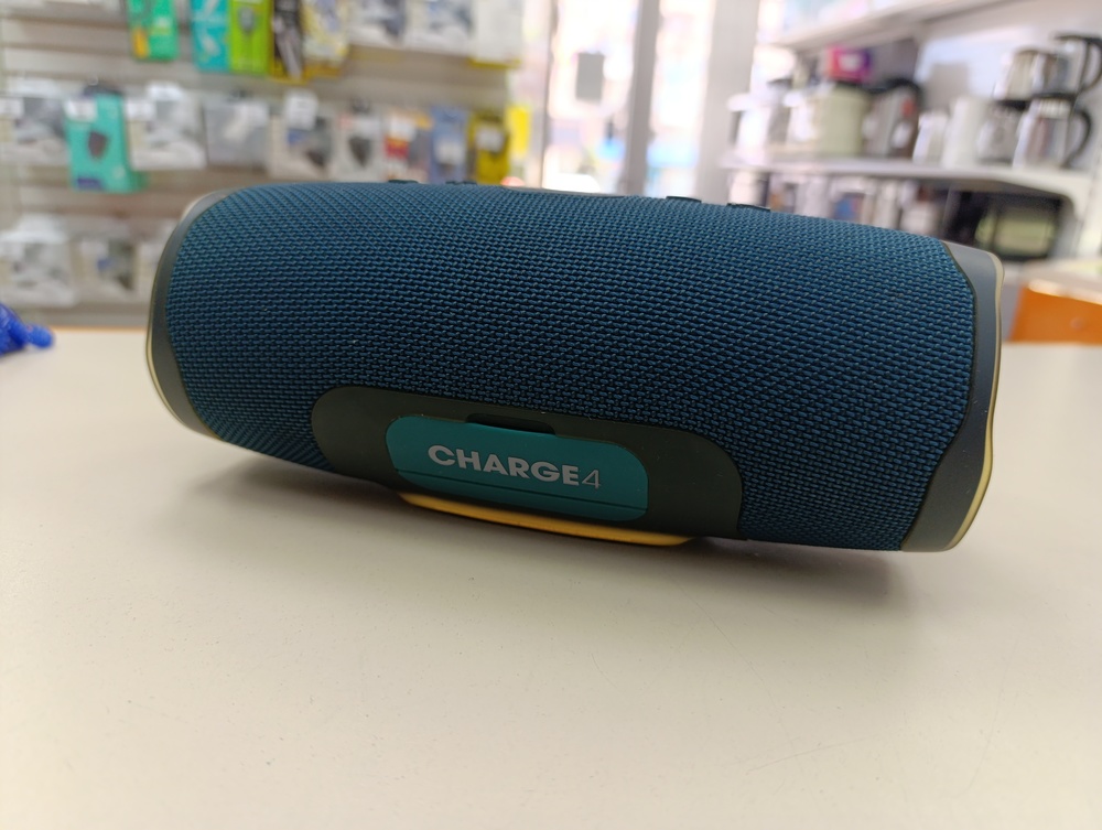Портативная акустика JBL CHARGE 4