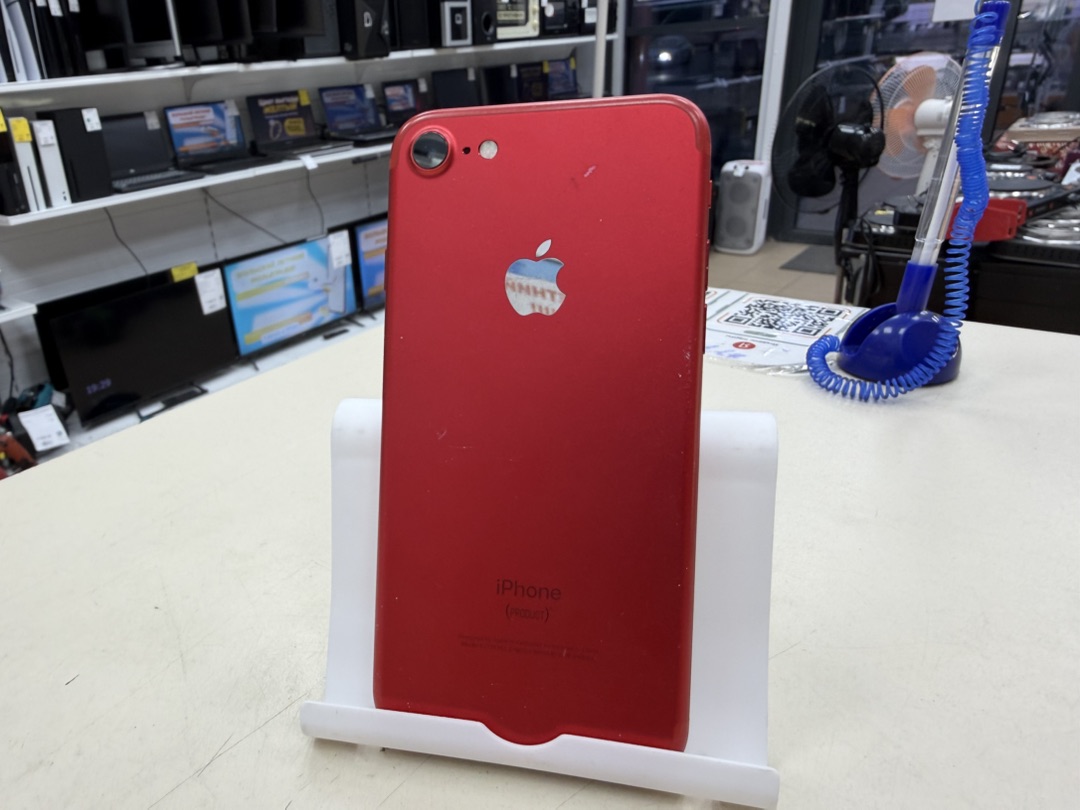 Смартфон Apple iPhone 7 32Gb