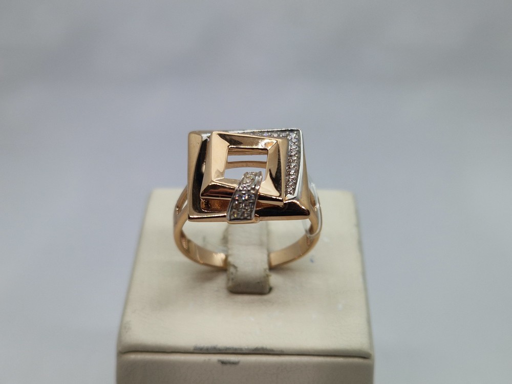 КОЛЬЦО С КАМНЯМИ (Au 585)