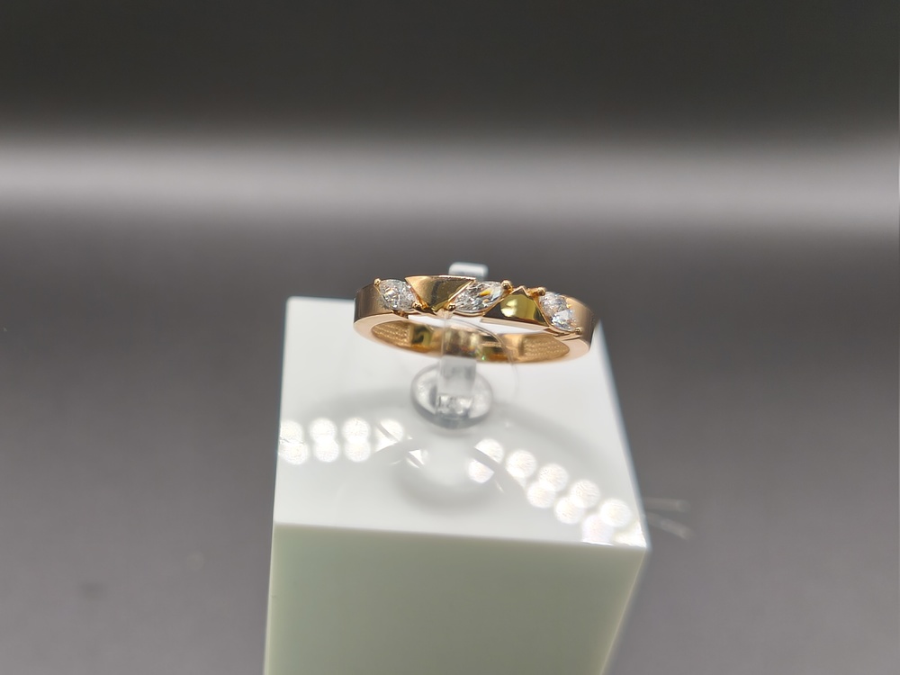 КОЛЬЦО С КАМНЯМИ (Au 585)