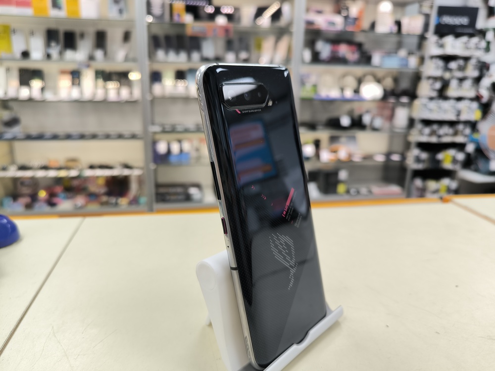 Смартфон Asus Rog Phone 5 12/256