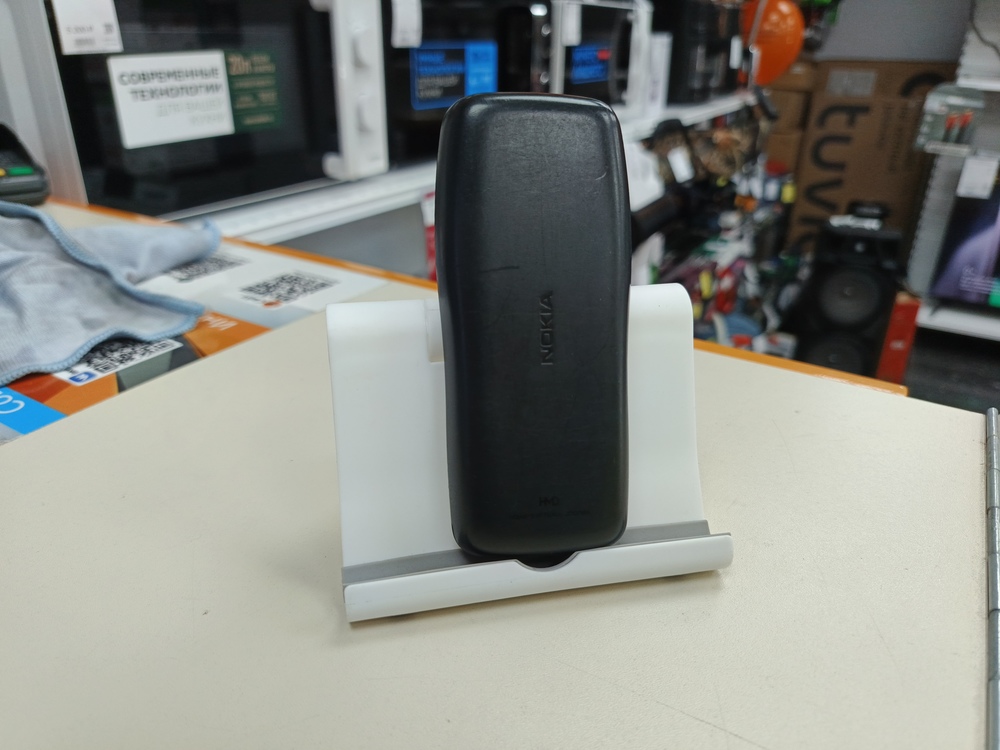 Мобильный телефон Nokia 100