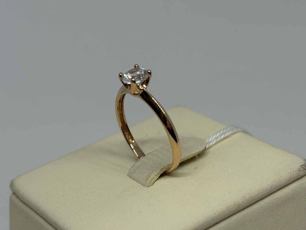 КОЛКМ585 КОЛЬЦО С КАМНЕМ (Au 585)