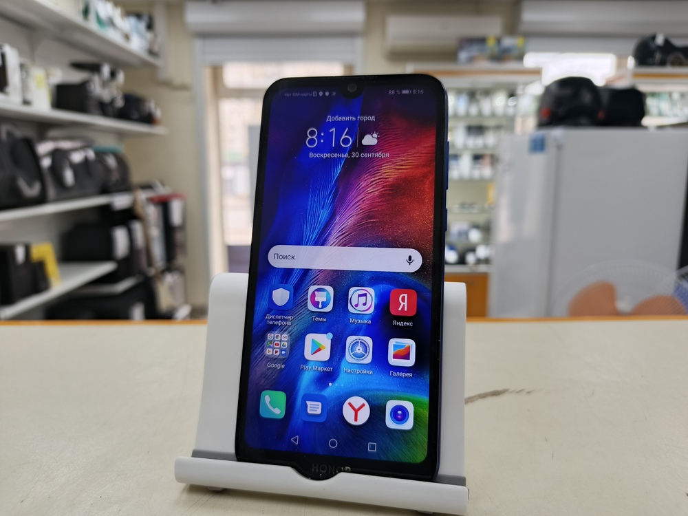 Смартфон Honor 8S 2/32