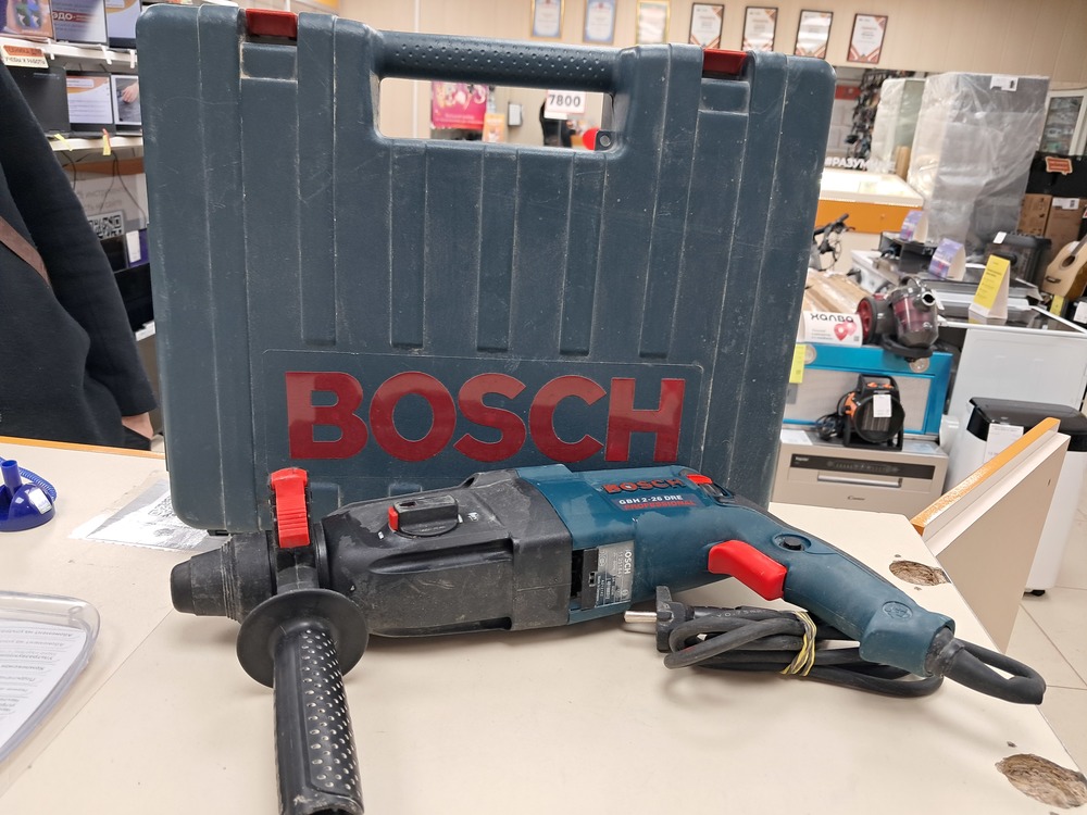 Перфоратор Bosch GBH 2-26 DRE;