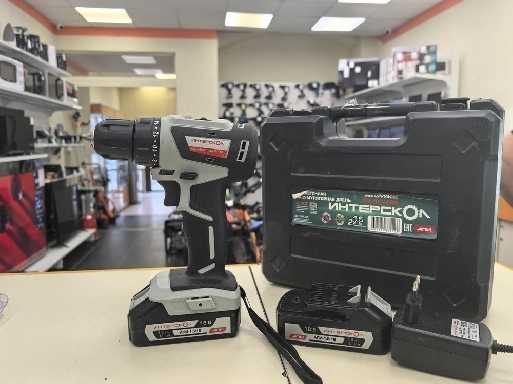 Шуруповерт Интерскол Ш-8/700ЭР