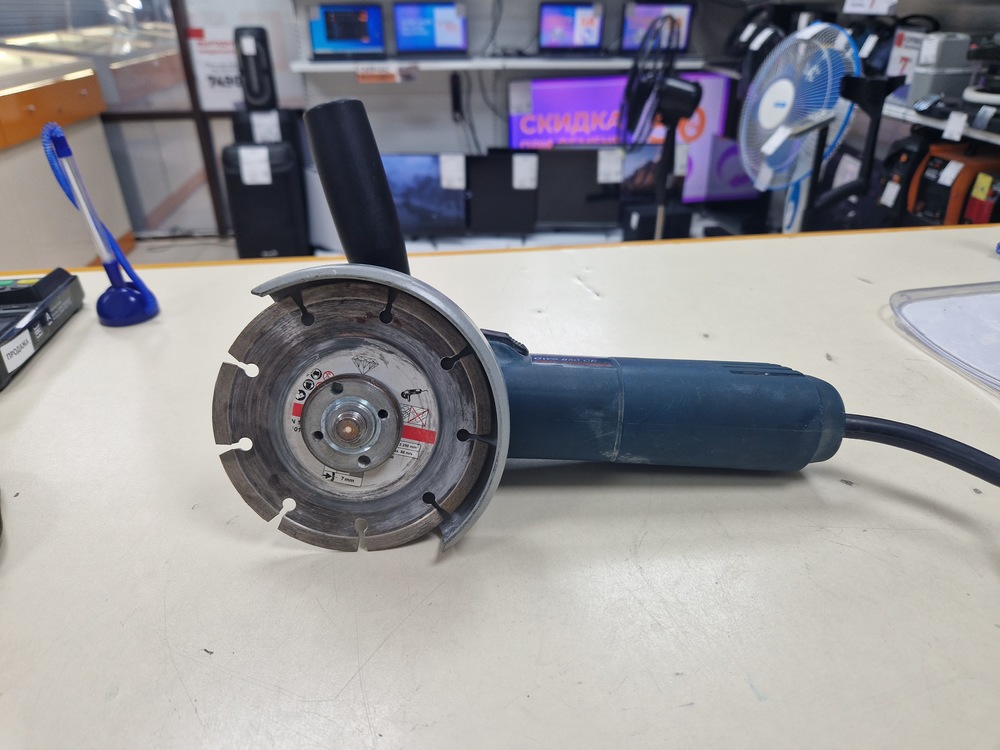 Угловая шлифмашина Bosch GWS 850 CE