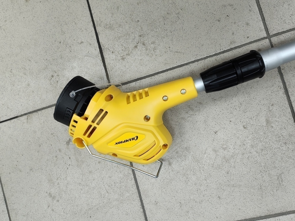 Триммер Champion TB400