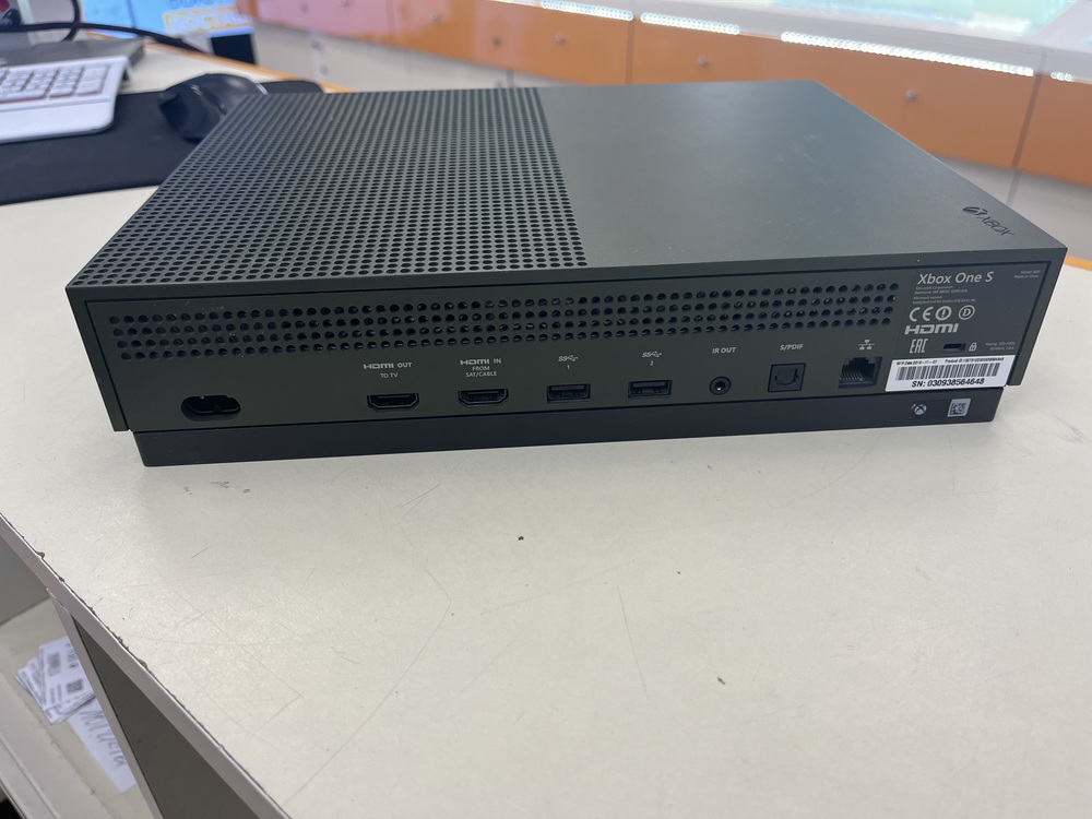 Игровая приставка Xbox One S 500Gb