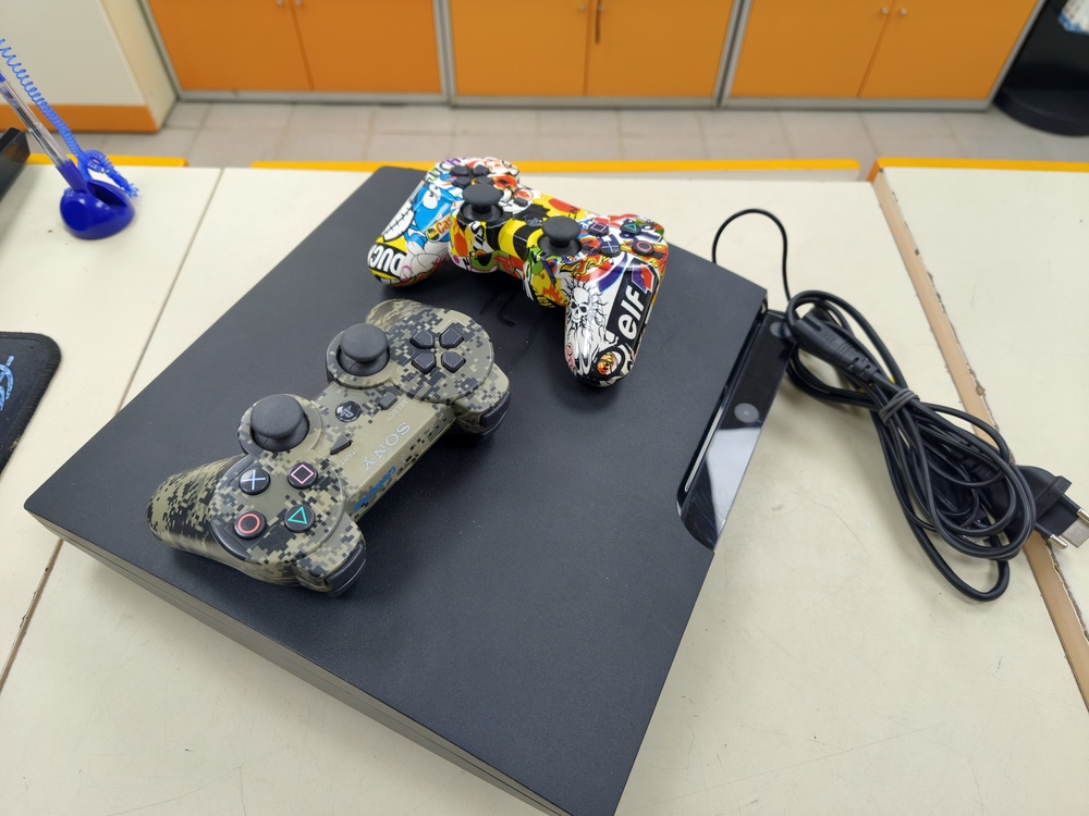 Игровая приставка PlayStation 3 320gb