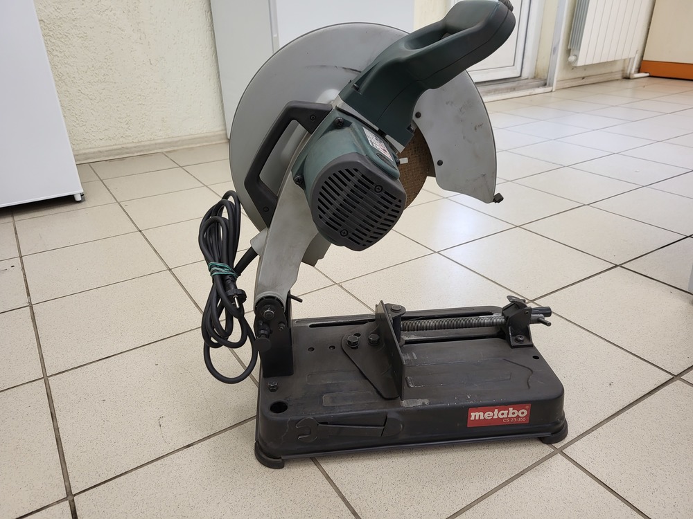 Торцовочная пила Metabo CS23-355