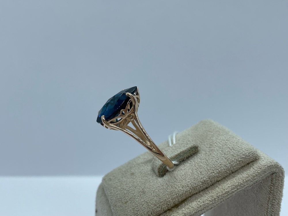 КОЛКМ585 КОЛЬЦО С КАМНЕМ (Au 585)