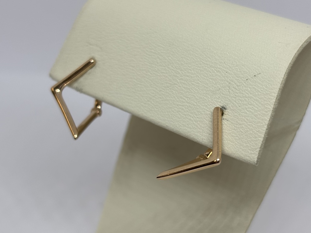 СЕРЬГИ БЕЗ КАМНЯ (Au 585)