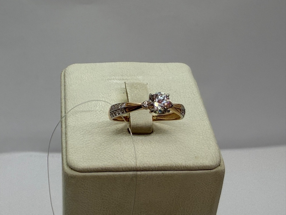 КОЛЬЦО С КАМНЯМИ (Au 585)