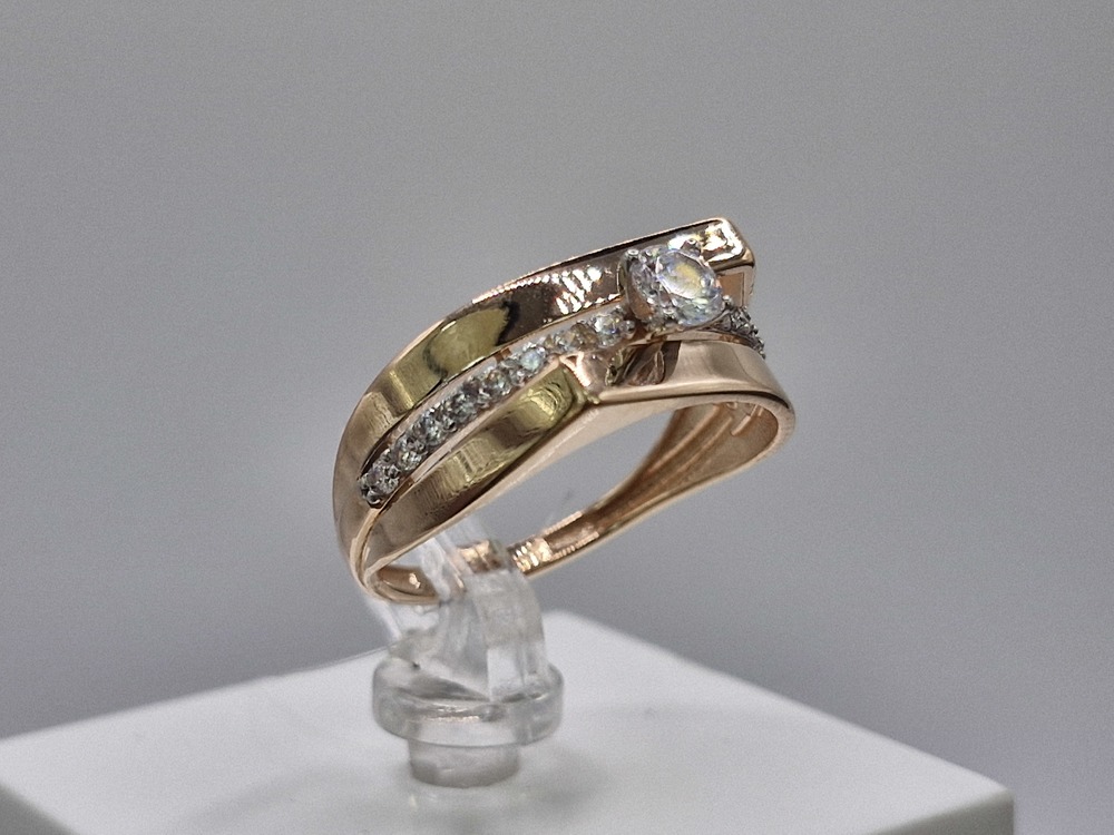 КОЛЬЦО С КАМНЯМИ (Au 585)