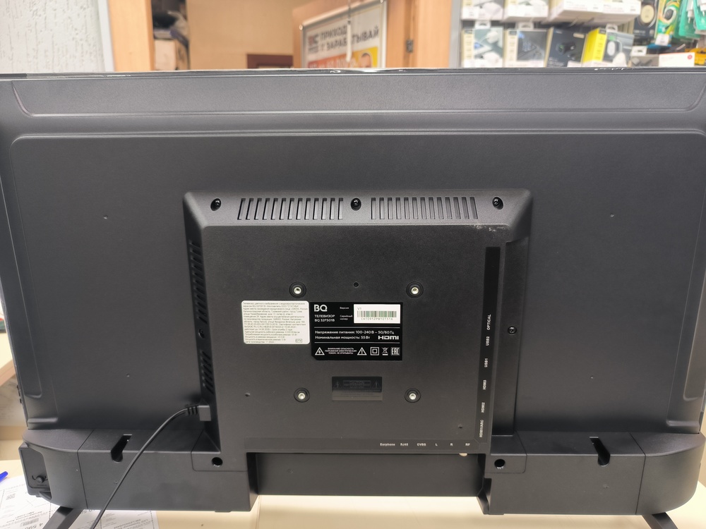 LED Телевизор BQ 32FS01B