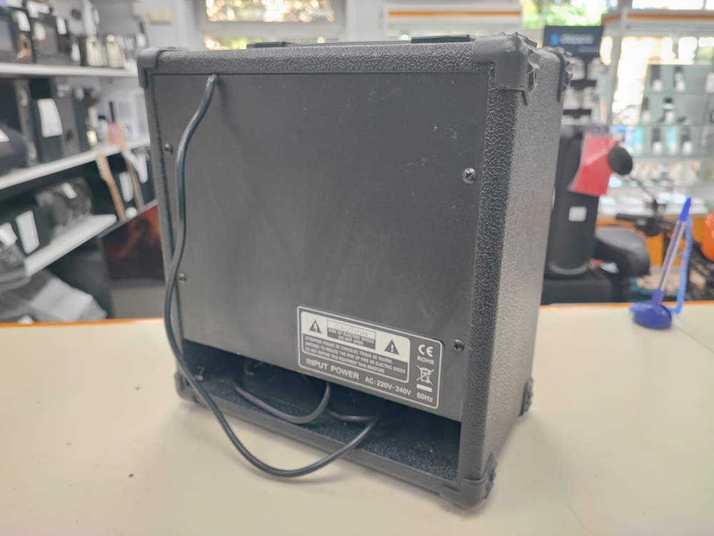 Комбоусилитель для гитар Deviser TB-15