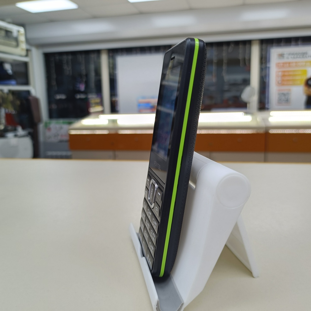 Смартфон Fontel FP240