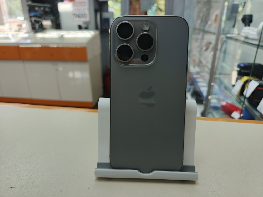 Смартфон Apple Iphone 15 Pro 128Gb