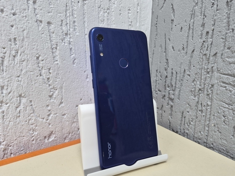 Смартфон Honor 8A 3/64