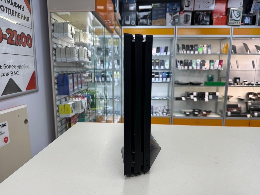 Игровая приставка PlayStation 4 Pro 1Tb