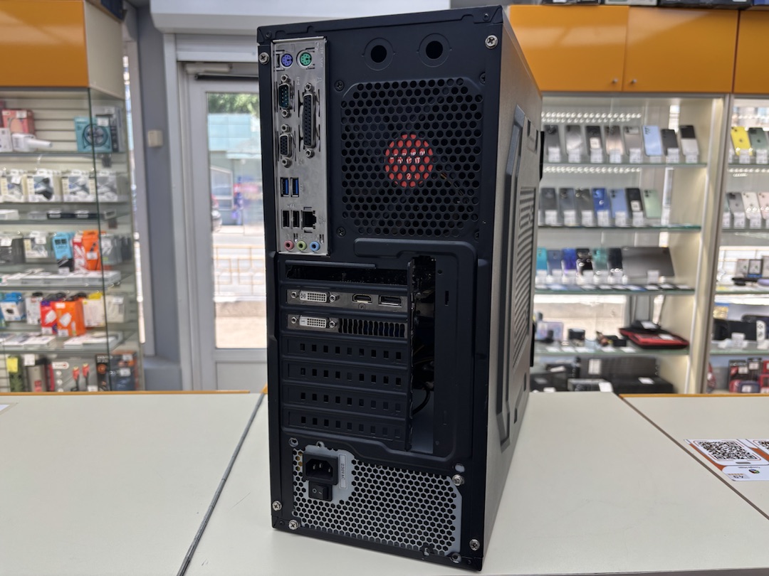 Системный блок GIGABYTE GT; Core i3-6100, Intel UHD Graphics, 8 Гб, Нет, 1.5 TB