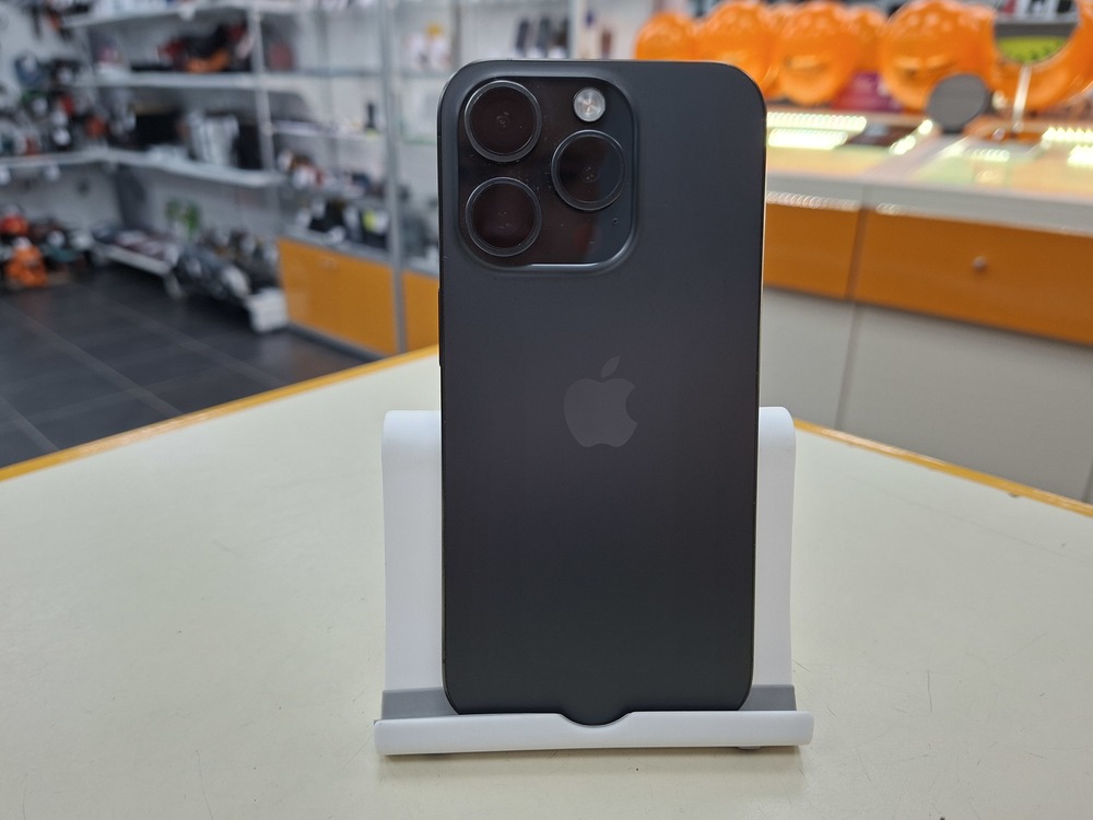 Смартфон Apple Iphone 15 Pro 128Gb