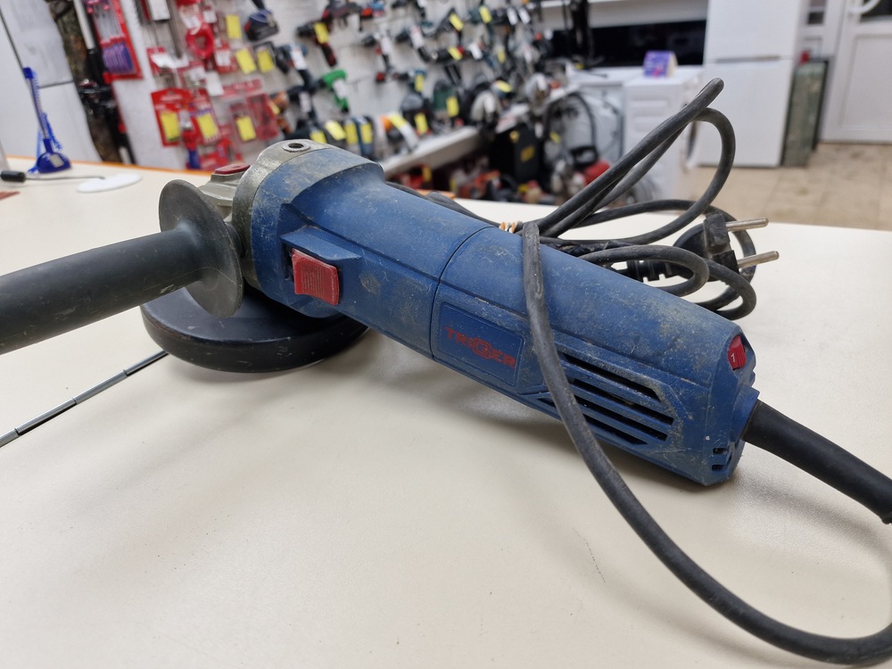 Угловая шлифмашина Triger 20035