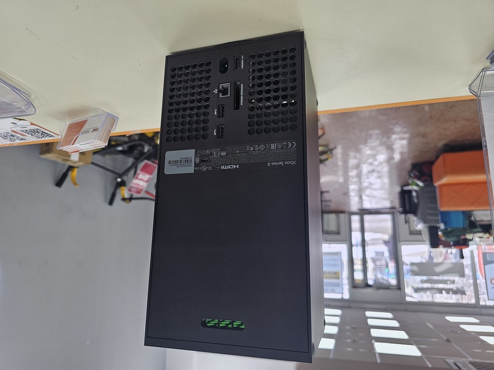 Игровая приставка Xbox Series X 1Tb