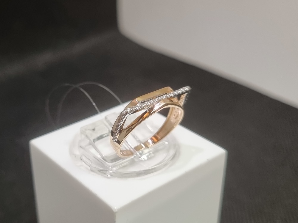 КОЛЬЦО С КАМНЯМИ (Au 585)