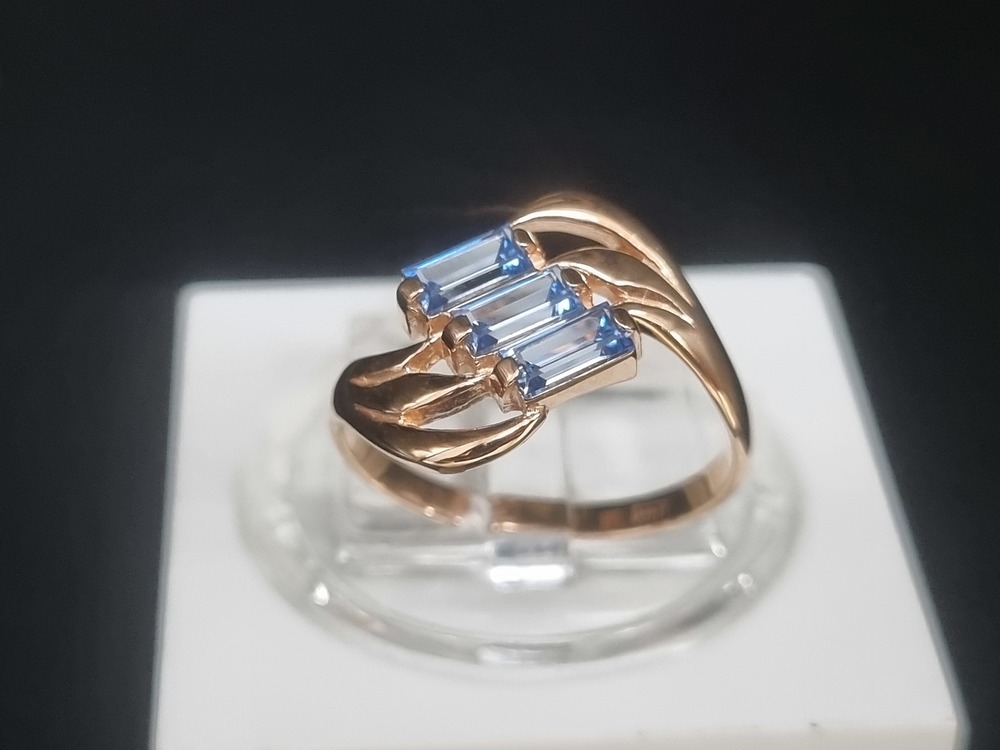 КОЛКМИ585 КОЛЬЦО С КАМНЯМИ (Au 585)