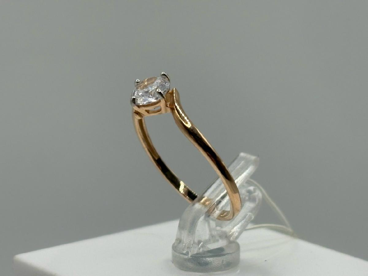 51-110-01928-1 КОЛЬЦО С КАМНЕМ (Au 585)