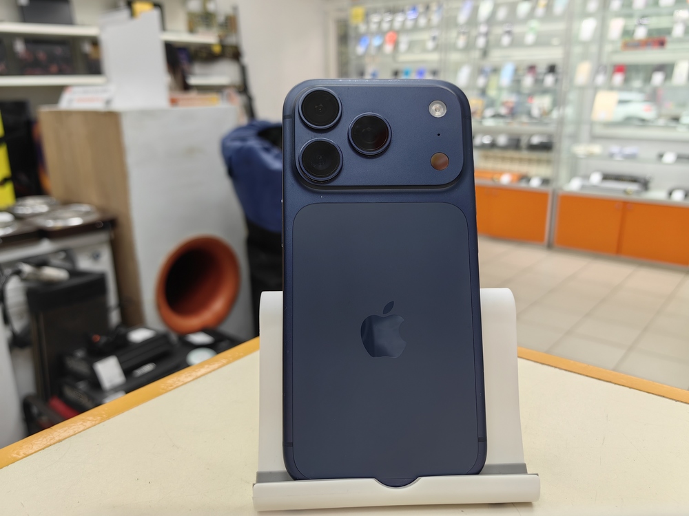 Смартфон Apple Iphone 17 Pro 256Gb eSim