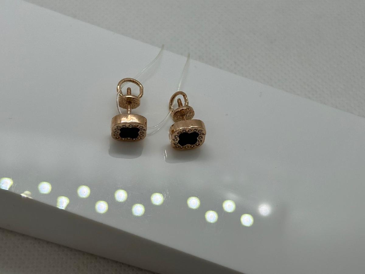 02379М СЕРЬГИ ПУСЕТЫ Оникс (Au 585)