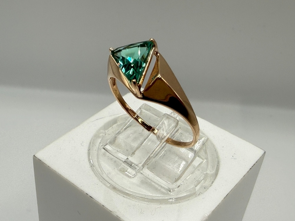 КОЛКМ585 КОЛЬЦО С КАМНЕМ (Au 585)