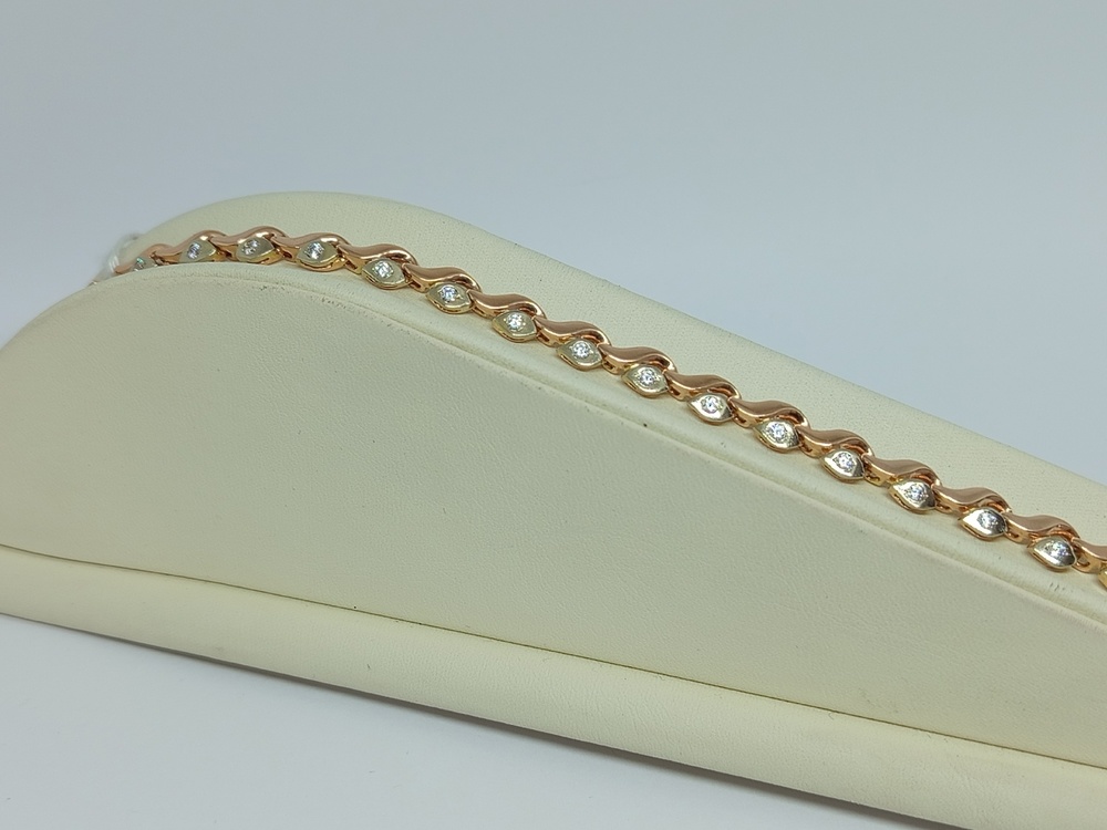 Б585 БРАСЛЕТ С КАМНЯМИ (Au 585)