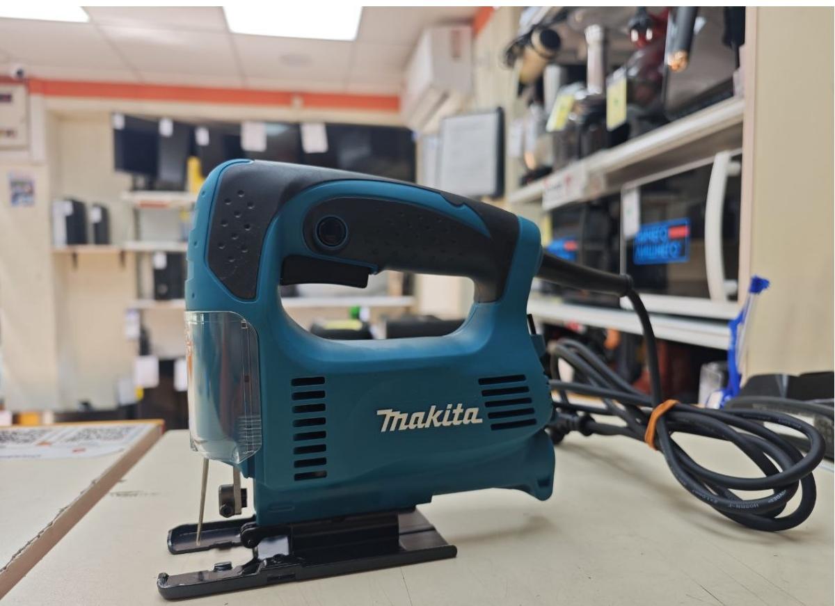Лобзик Makita 4329