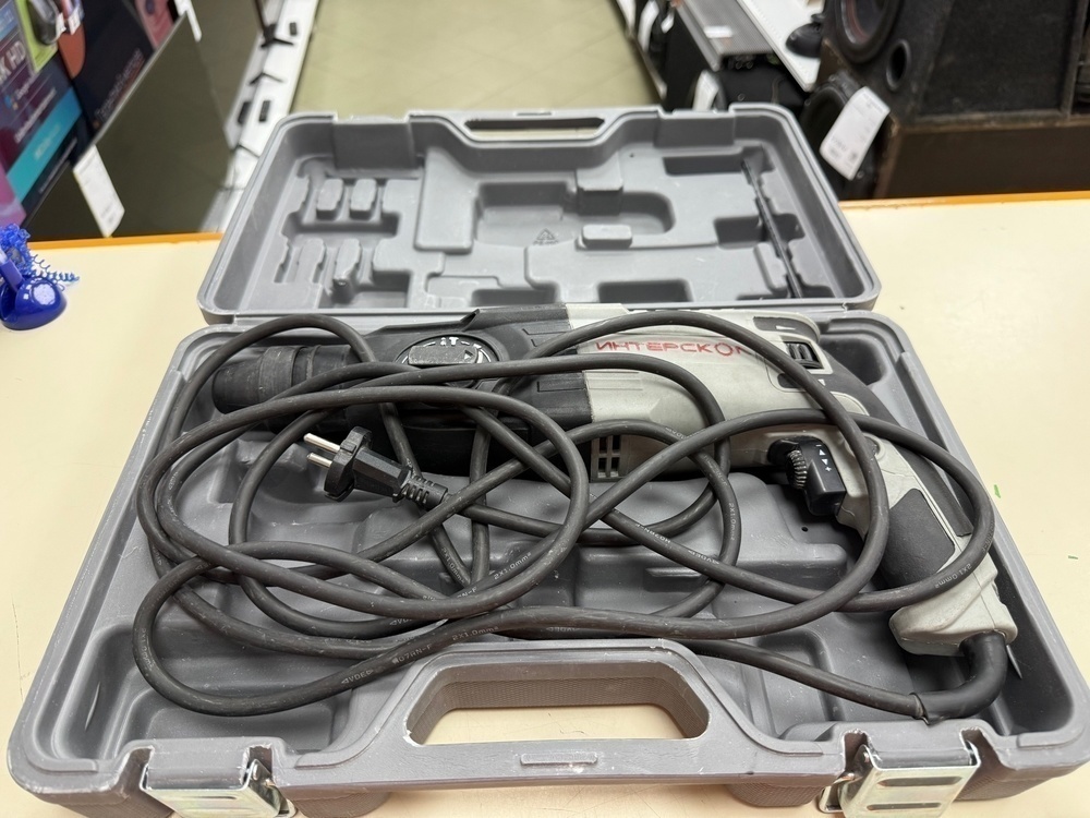 Перфоратор Интерскол П-26/800ЭР